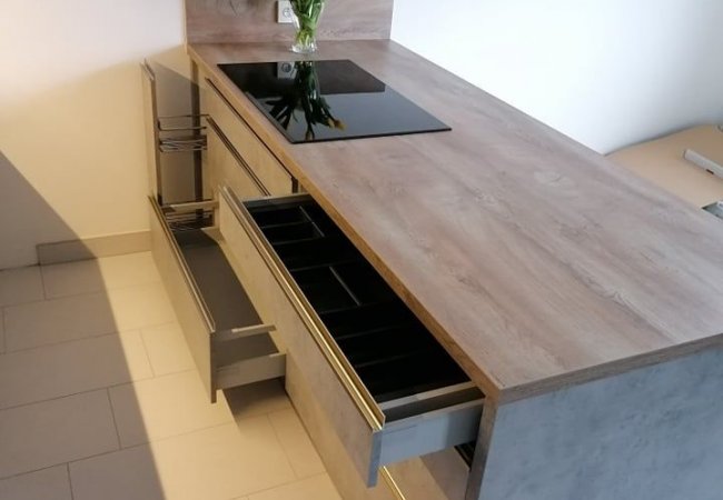 Nábytek na míru Plzeň 11