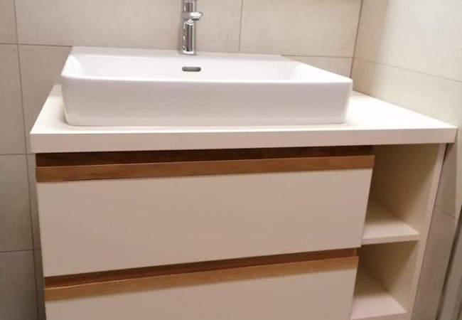 Nábytek na míru Plzeň 13