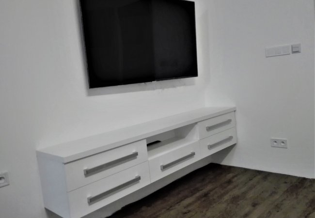 Nábytek na míru Plzeň 50