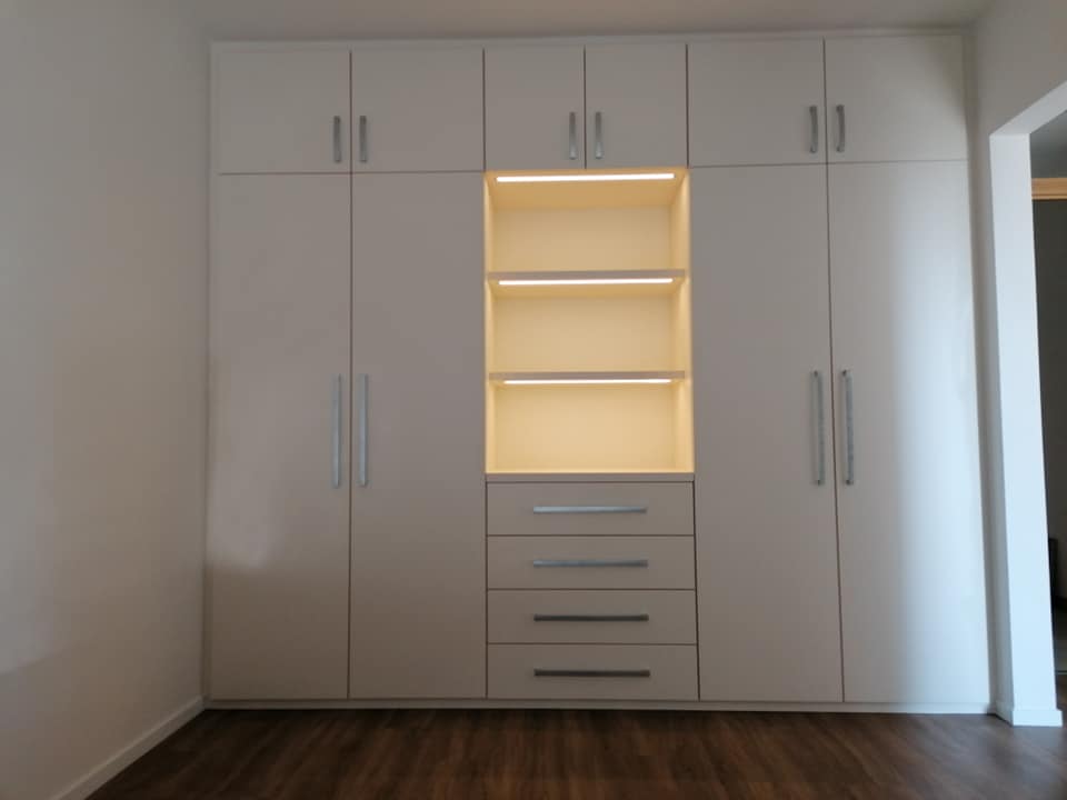 Nábytek na míru Plzeň 14